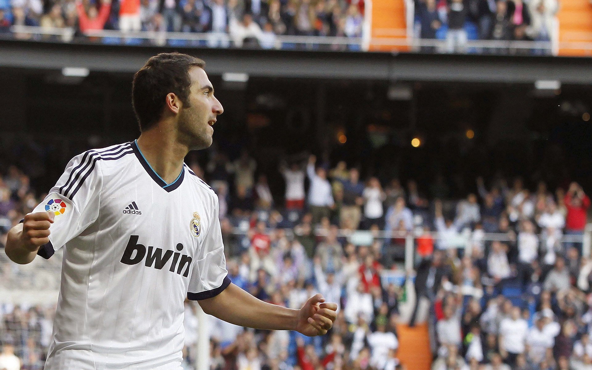 【奥沙利文】传奇球手的辉煌岁月与训练秘诀，近距离看奥沙利文练球